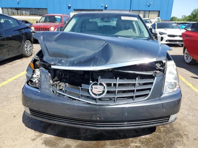 2011 Cadillac DTS Premium Collection