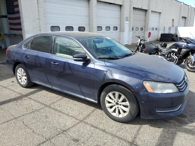 2013 Volkswagen Passat S