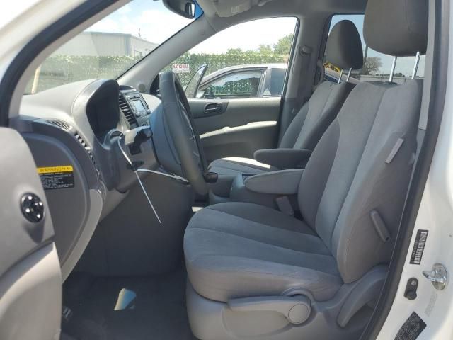 2014 KIA Sedona LX