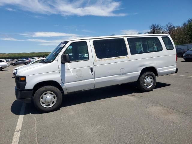 2012 Ford Econoline E350 Super Duty Wagon