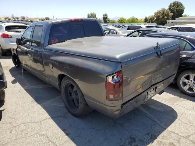 2004 Dodge RAM 1500 ST