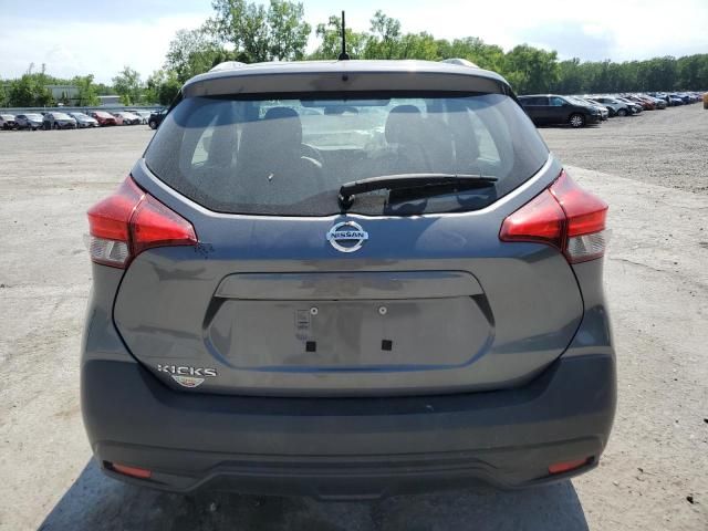 2019 Nissan Kicks S