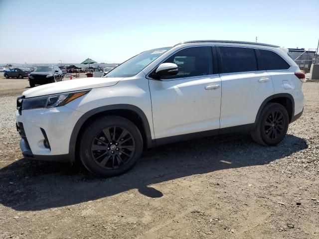 2019 Toyota Highlander SE