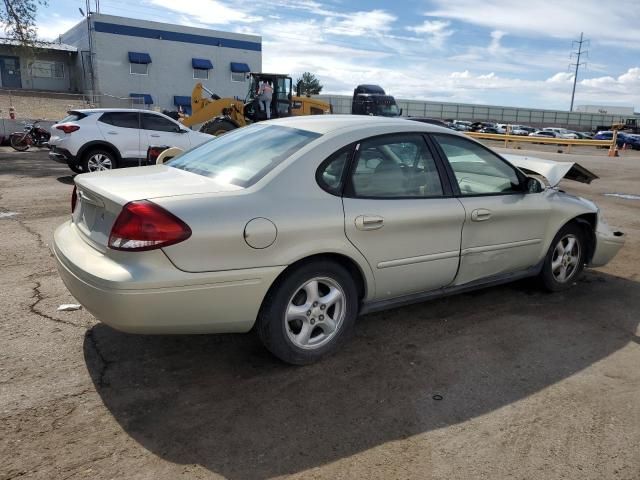 2004 Ford Taurus SE