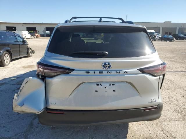 2024 Toyota Sienna XLE