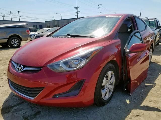 2016 Hyundai Elantra SE