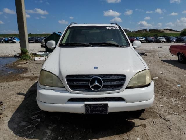 2000 Mercedes-Benz ML 320