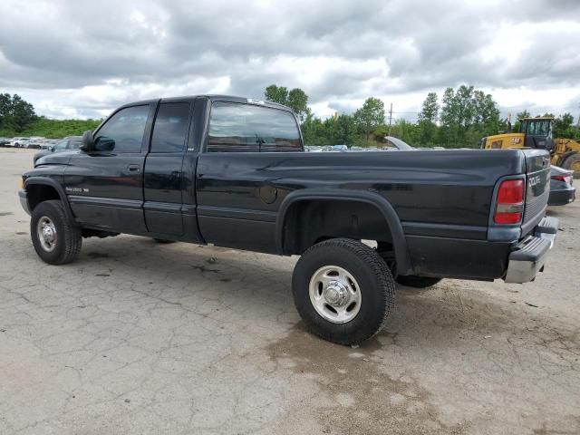 2000 Dodge RAM 2500