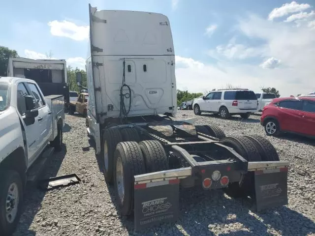 2022 Freightliner Cascadia 126