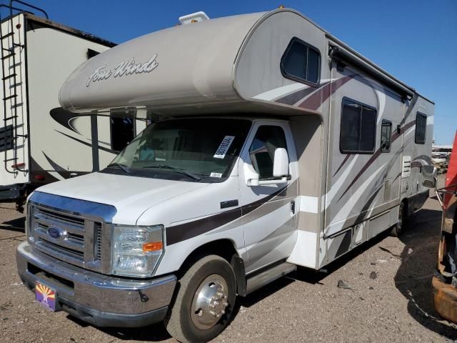 2015 Ford Econoline E450 Super Duty Cutaway Van