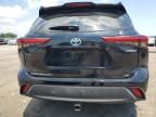 2020 Toyota Highlander Hybrid LE