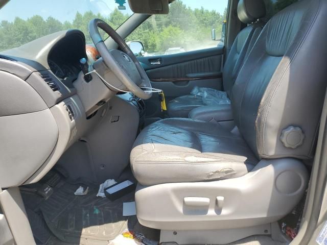 2004 Toyota Sienna XLE