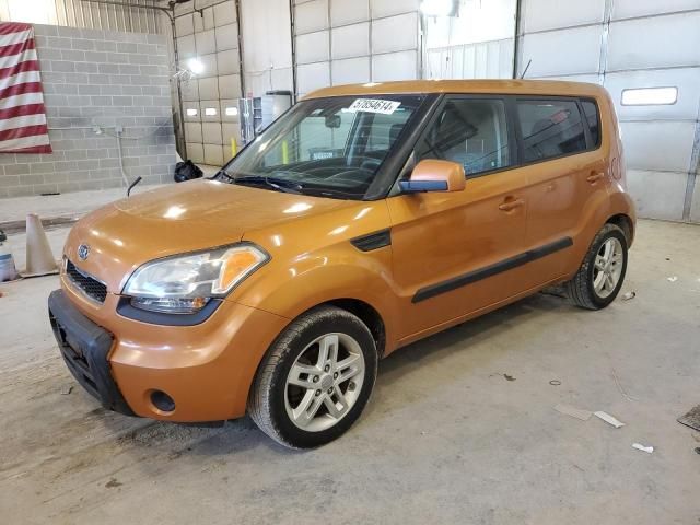 2011 KIA Soul +