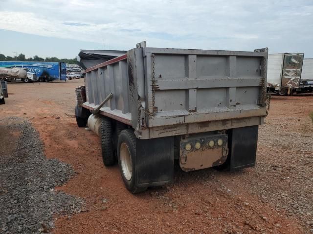 1998 Peterbilt 379