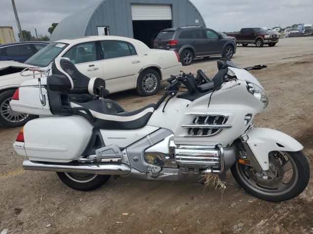 2005 Honda GL1800