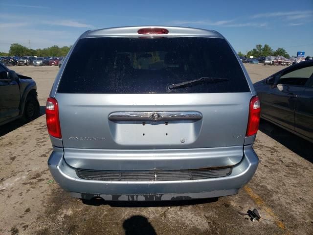 2006 Chrysler Town & Country LX