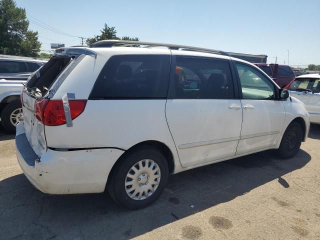 2006 Toyota Sienna CE