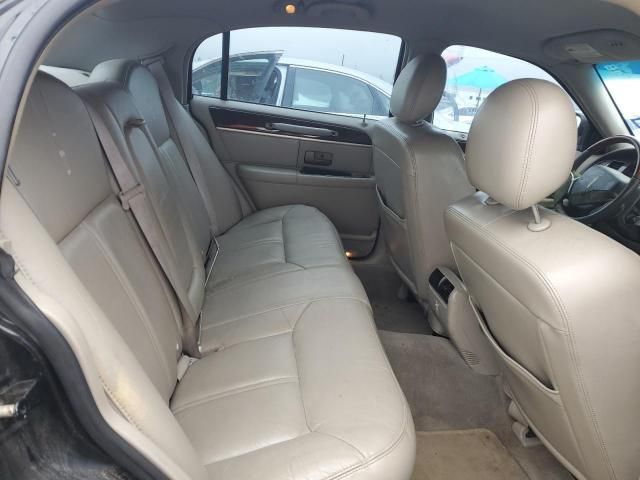 2009 Lincoln Town Car Signature Limited