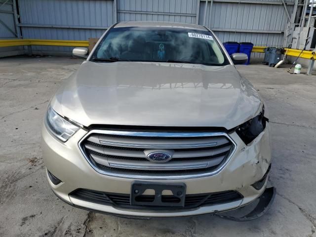 2017 Ford Taurus SEL