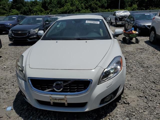 2011 Volvo C70 T5