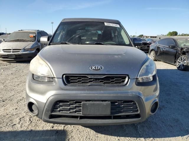 2013 KIA Soul +