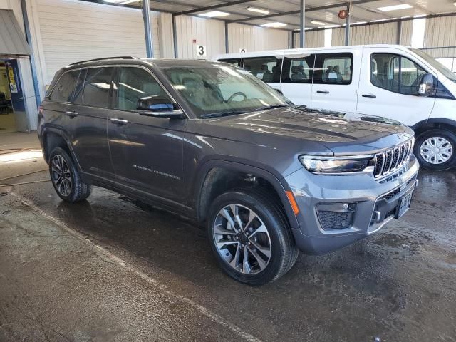 2022 Jeep Grand Cherokee Overland