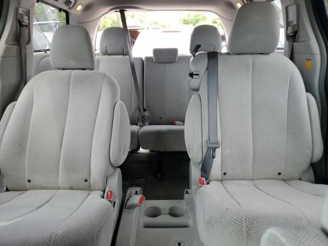 2012 Toyota Sienna LE