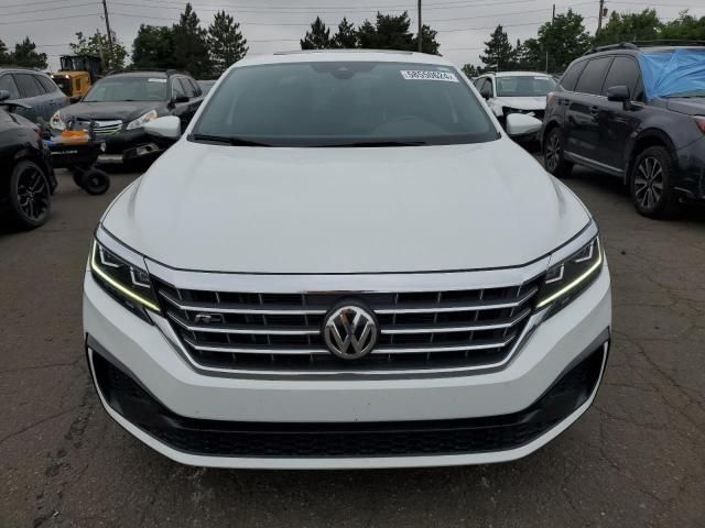 2021 Volkswagen Passat R-Line