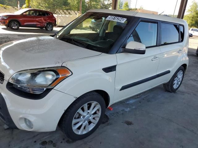 2013 KIA Soul +