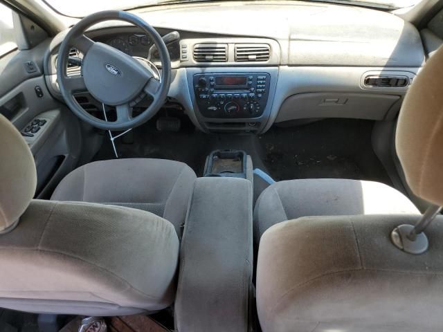 2005 Ford Taurus SE