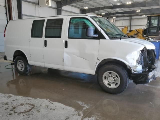 2022 Chevrolet Express G2500