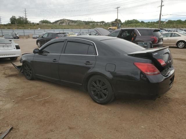 2005 Toyota Avalon XL