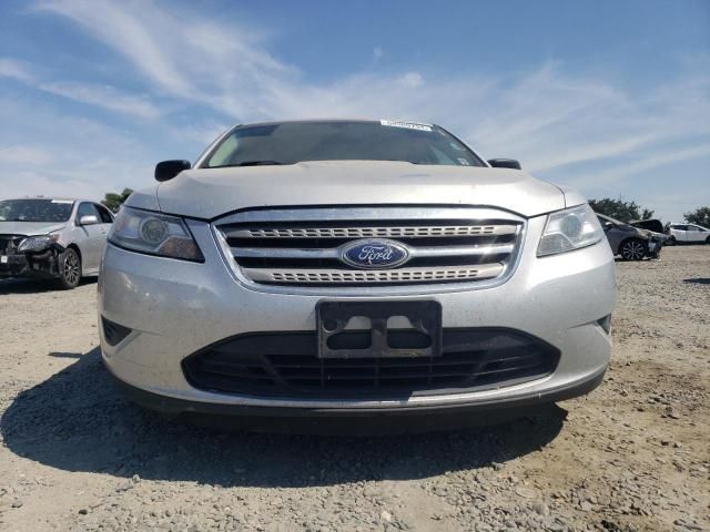 2011 Ford Taurus SE