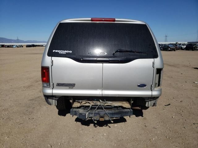 2005 Ford Excursion XLT