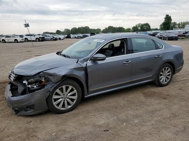 2012 Volkswagen Passat SEL