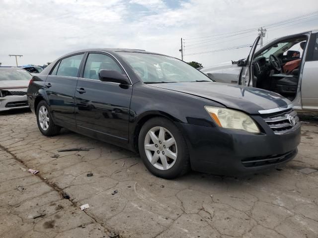 2005 Toyota Avalon XL