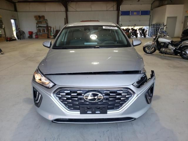 2021 Hyundai Ioniq SE