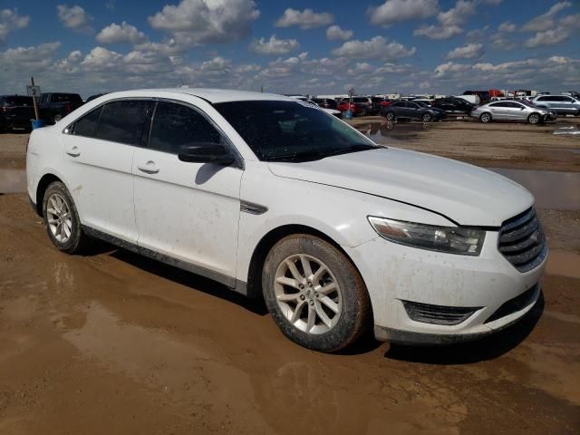 2014 Ford Taurus SE