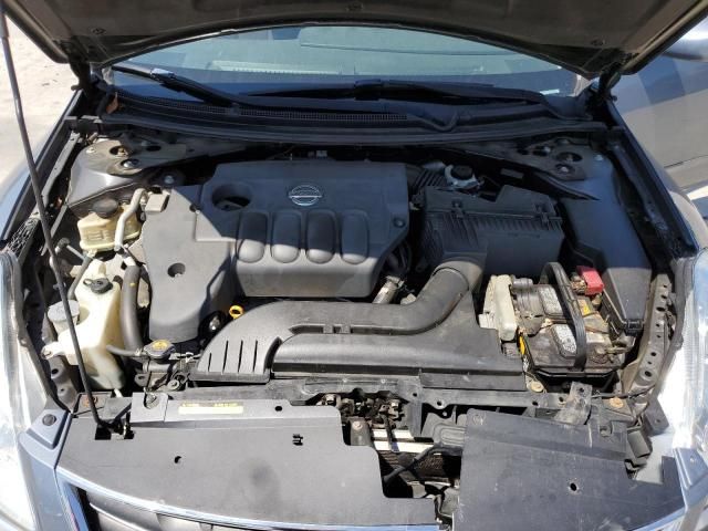 2010 Nissan Altima Base