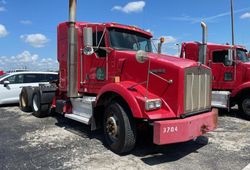 Salvage trucks for sale at Haslet, TX auction: 2010 Kenworth Construction T800