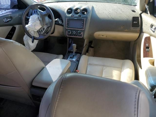 2011 Nissan Altima Base