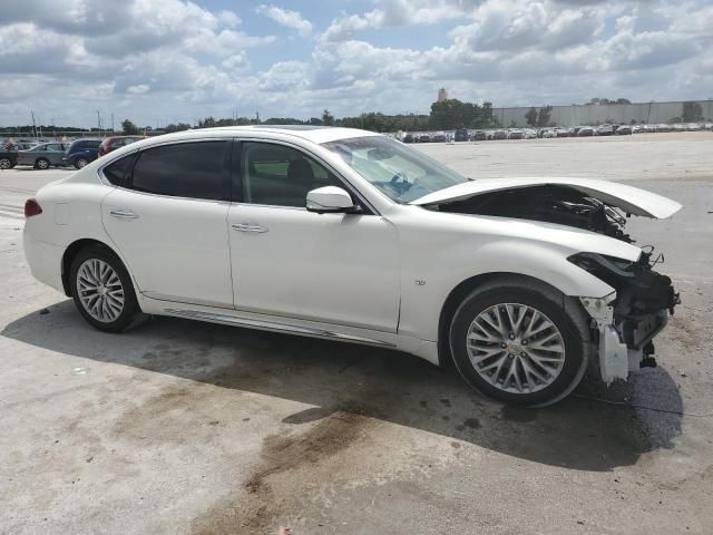 2015 Infiniti Q70 3.7