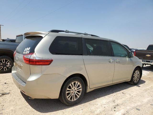 2015 Toyota Sienna XLE