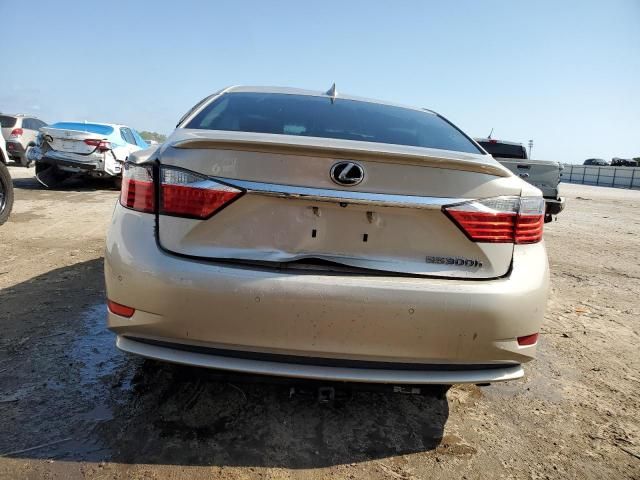 2015 Lexus ES 300H