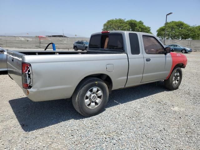 2000 Nissan Frontier King Cab XE