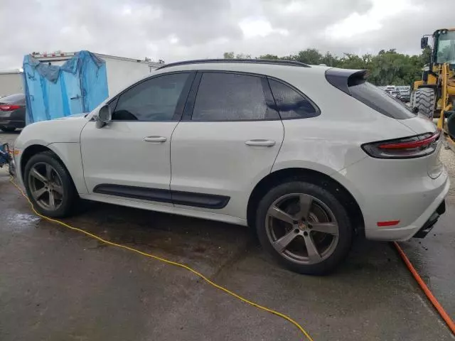 2023 Porsche Macan Base