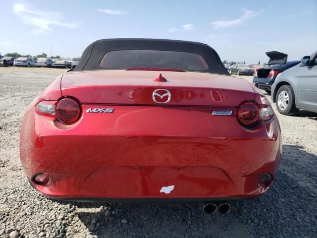 2016 Mazda MX-5 Miata Grand Touring