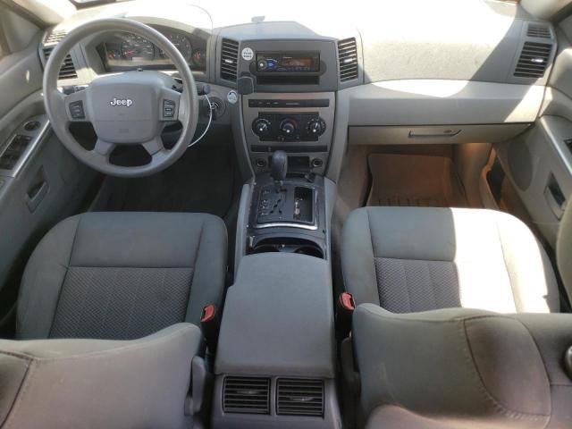 2005 Jeep Grand Cherokee Laredo