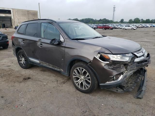 2016 Mitsubishi Outlander SE