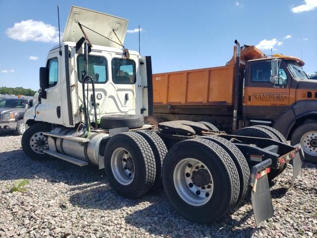 2019 Freightliner Cascadia 125